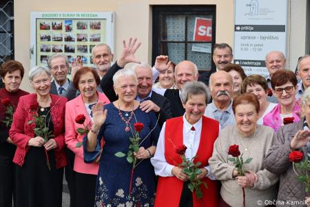 Slavnostna podelitev priznanj in cvetja platinastim, diamantnim, bisernim in zlatim parom (38)